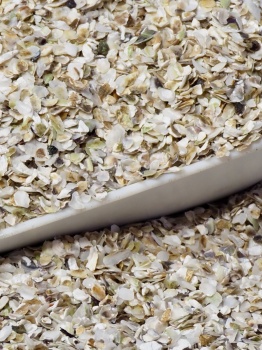 cereales-coquilles-huitres-animaux-alimentation-animale-poule-volaille