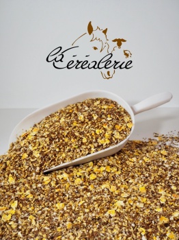 sac-melage-cereales-peche-animaux-alimentation-animale-poisson
